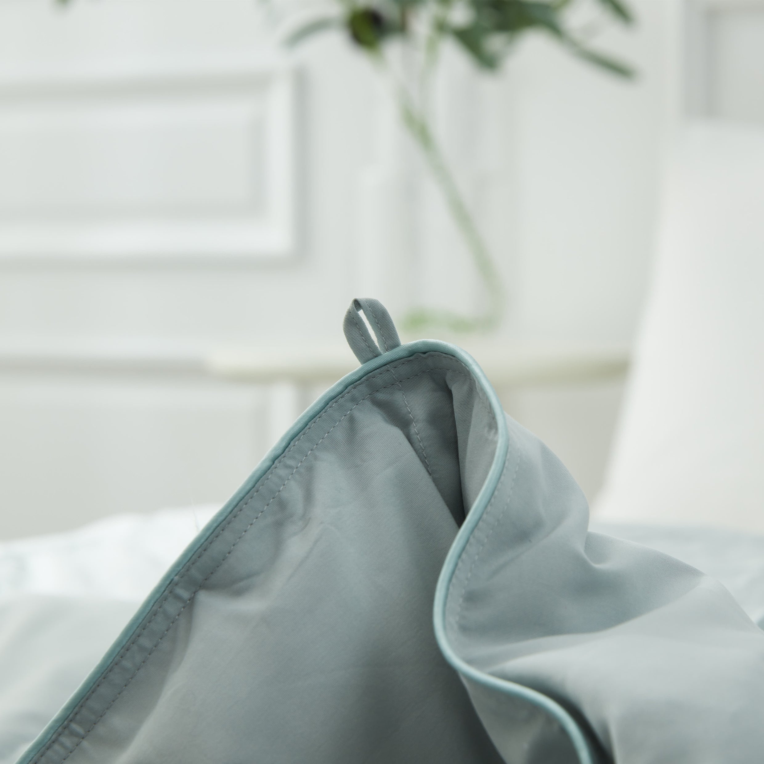 80%高級羽絨被(冬厚被)