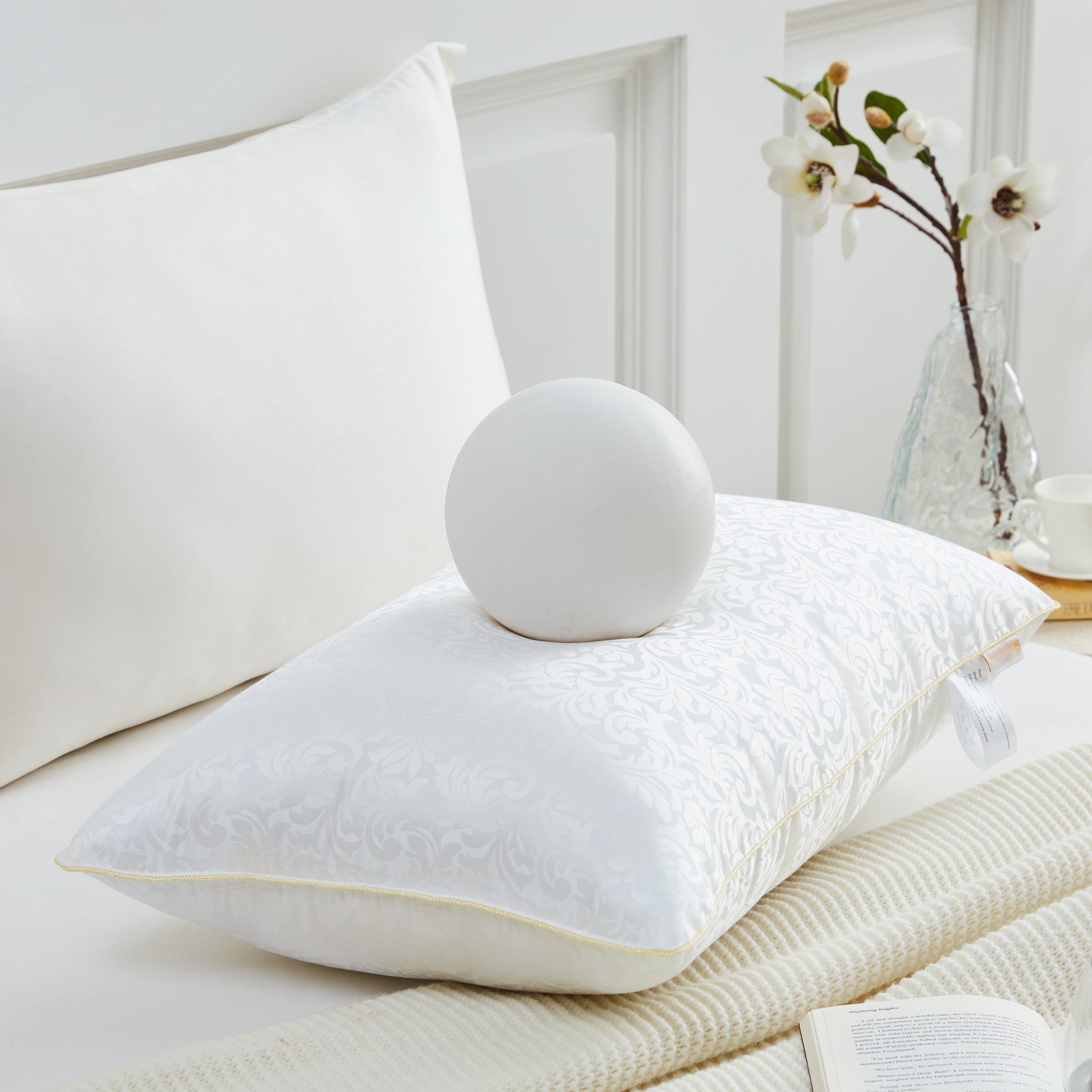 High Quality Silk Pillow
