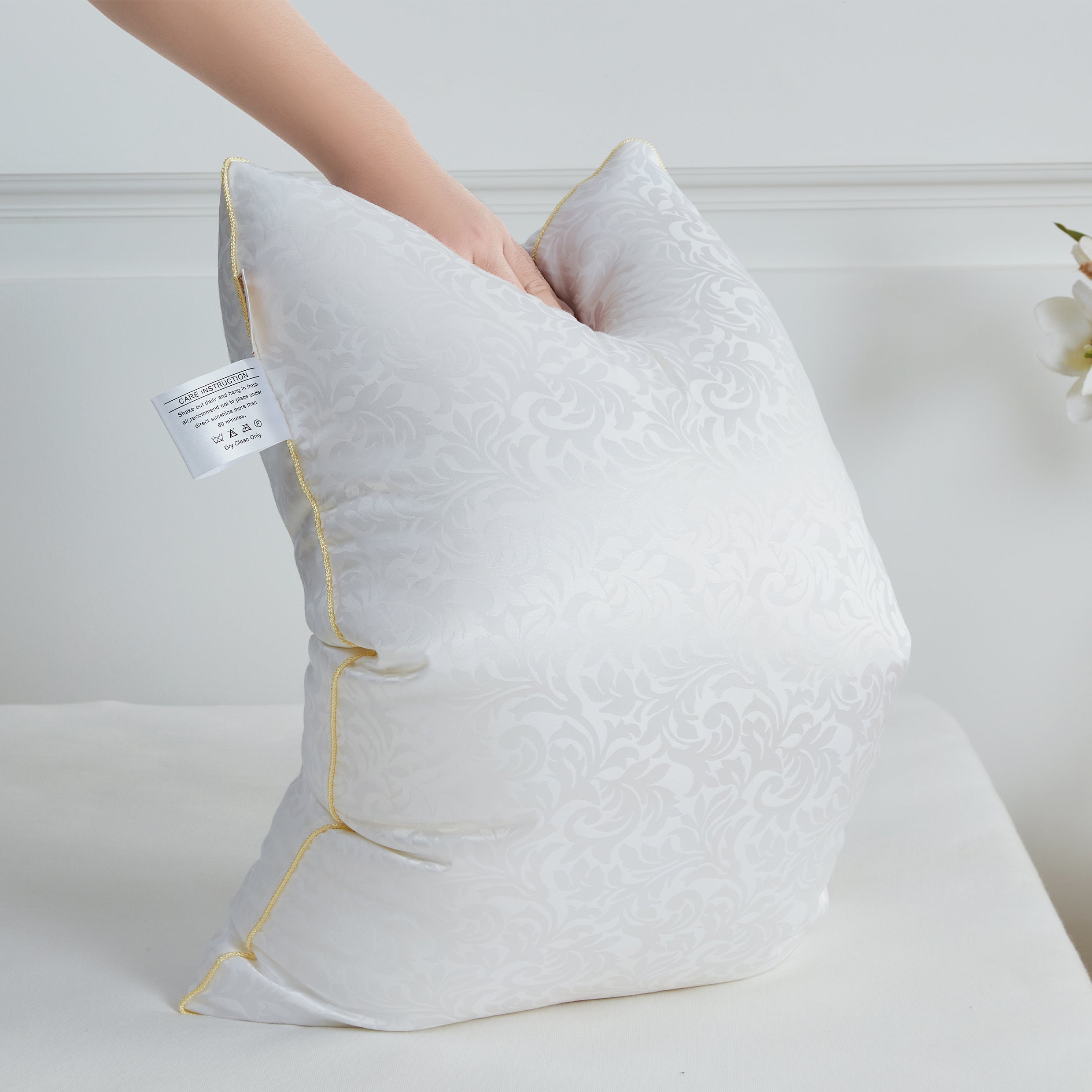 High Quality Silk Pillow