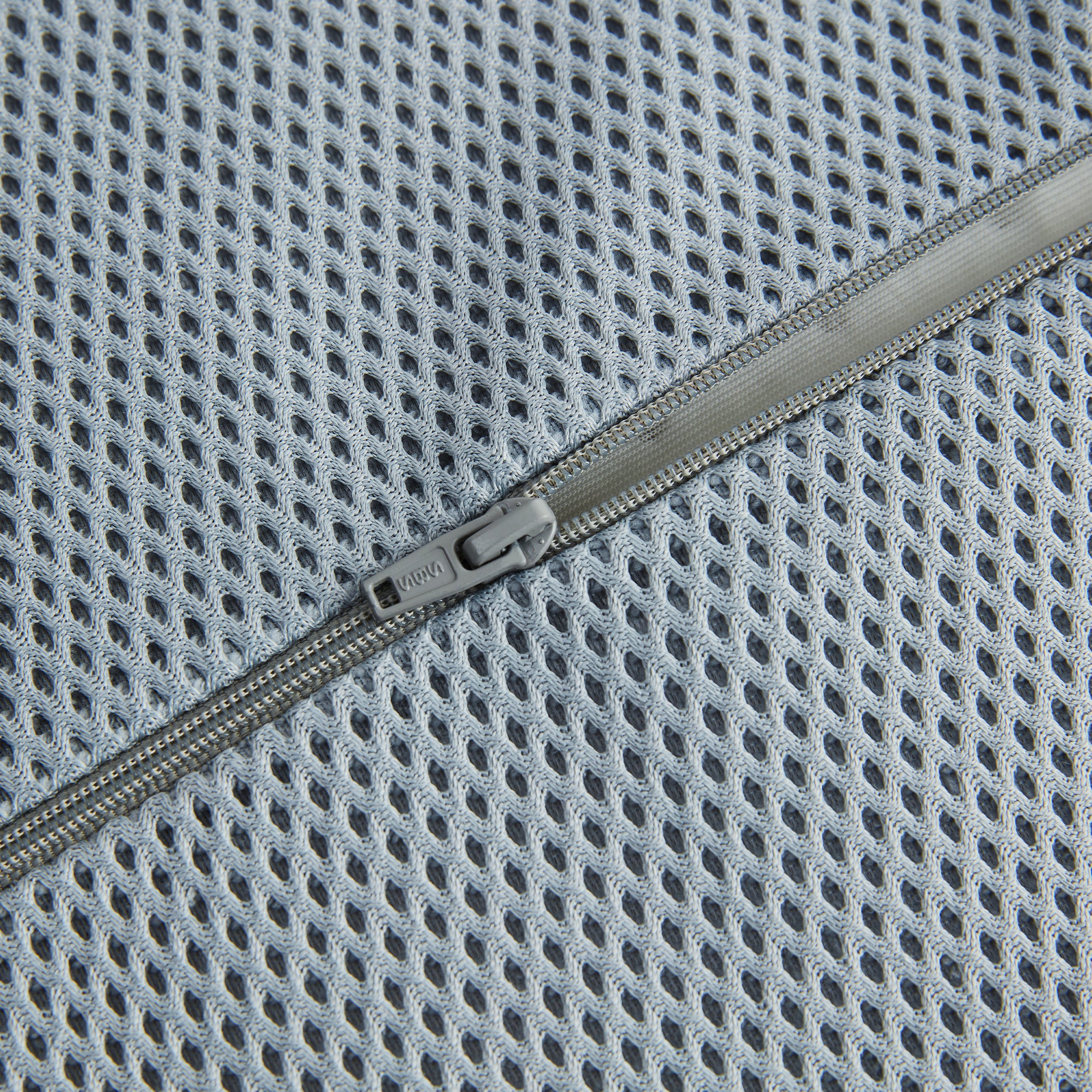 Outlast® 感溫記憶凝氧枕頭